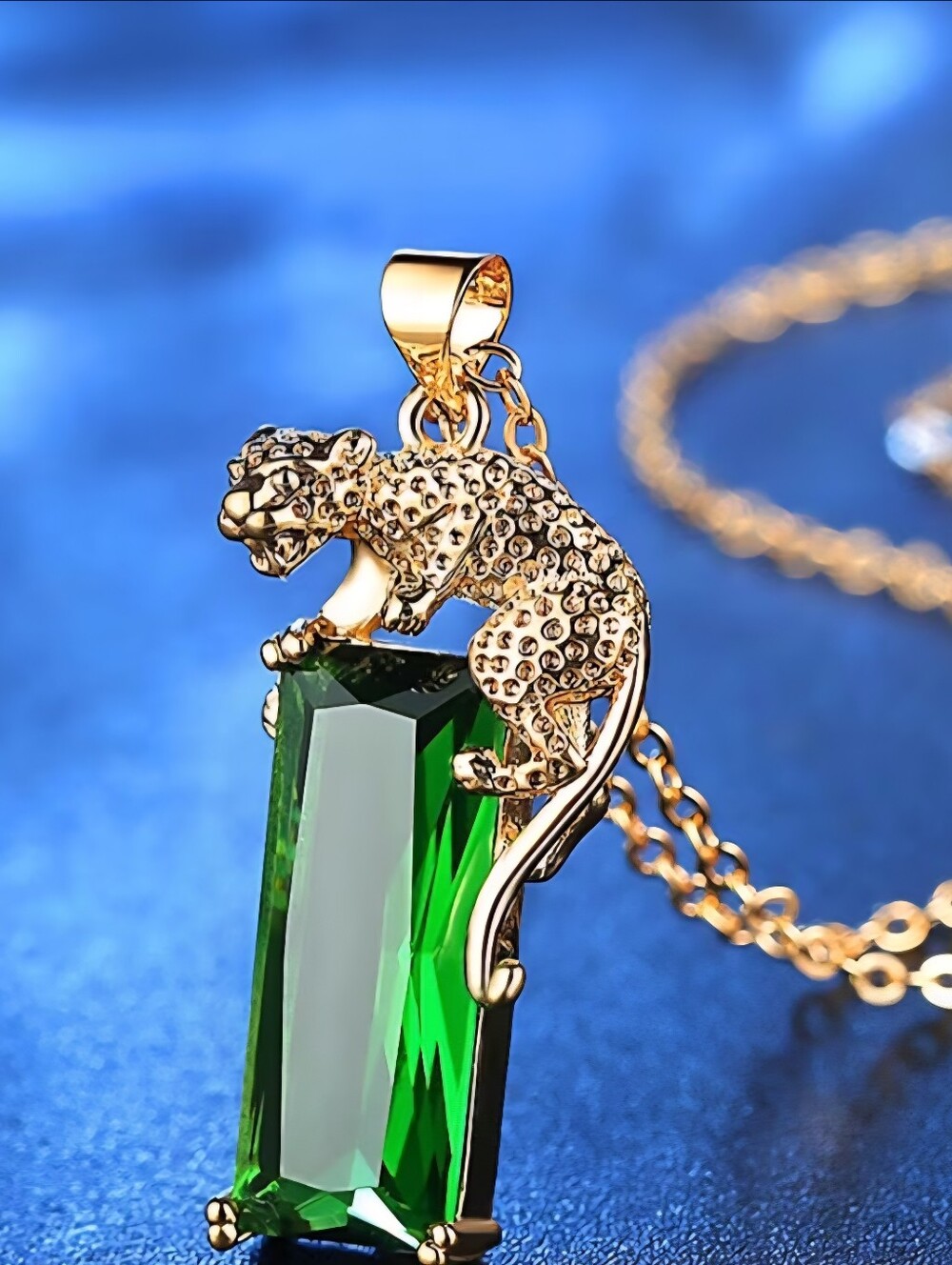 Gold Panther Emerald Green Pendant Necklace - Elegant Women’s Jewelry